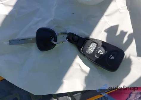 2013 Hyundai Elantra Gt из США, поврежденный, VIN KMHD35LE4DU108418